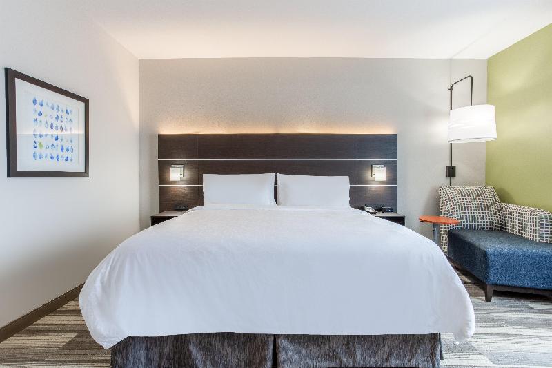 Holiday Inn Express and Suites Ottawa image