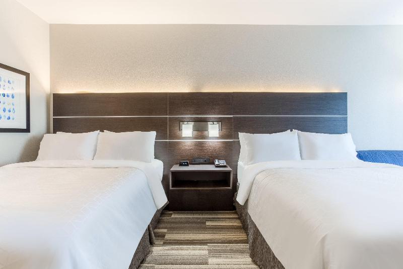 Holiday Inn Express and Suites Ottawa image