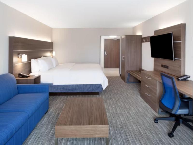 Holiday Inn Express and Suites Ottawa image