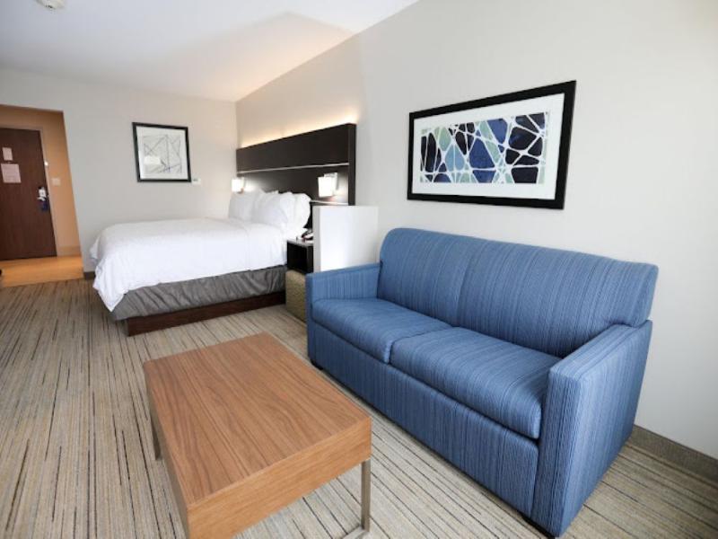 Holiday Inn Express & Suites Forney image