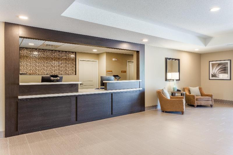 Candlewood Suites Davenport image