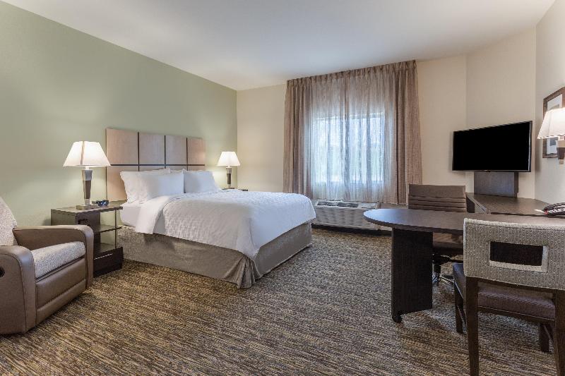 Candlewood Suites Davenport photo 14