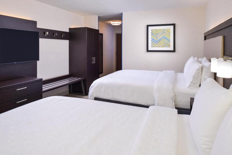 Holiday Inn Express & Suites Shreveport - Downtown photo 19