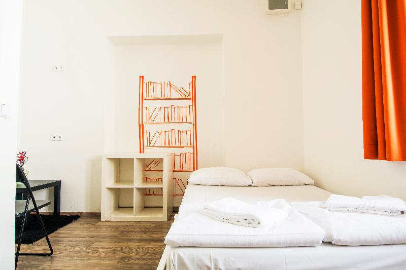 Safestay Prague image