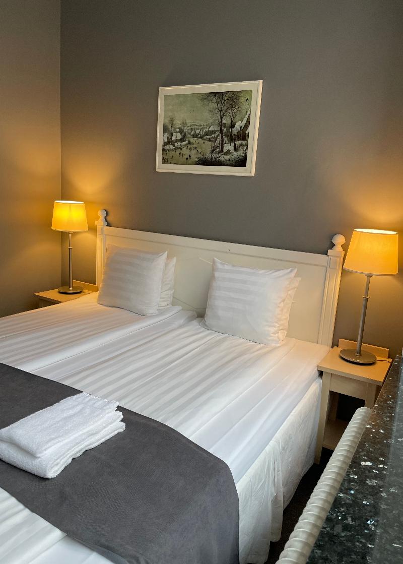 Unique Hotel