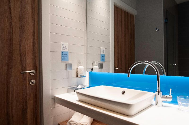Holiday Inn Express Tbilisi - Avlabari image