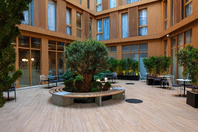 Holiday Inn Express Tbilisi - Avlabari image