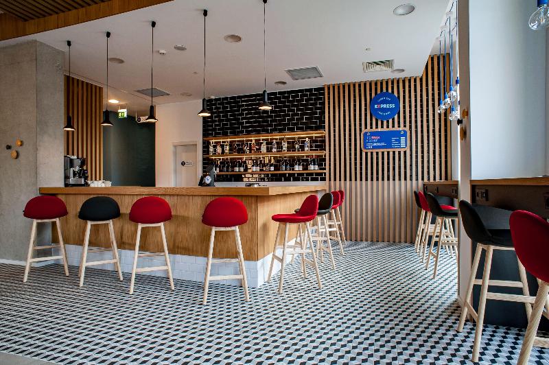 Holiday Inn Express Tbilisi - Avlabari image