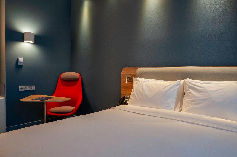 Holiday Inn Express Tbilisi - Avlabari image