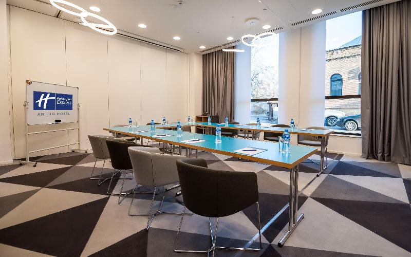 Holiday Inn Express Tbilisi - Avlabari image