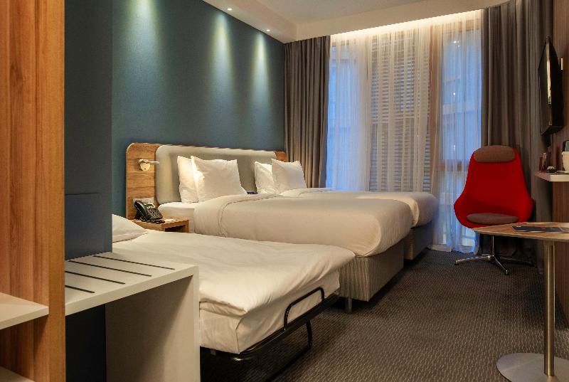 Holiday Inn Express Tbilisi - Avlabari image