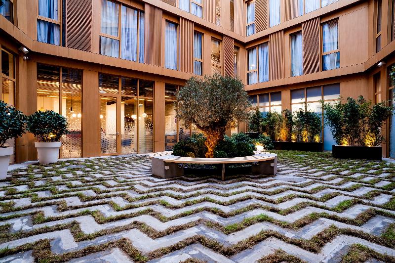 Holiday Inn Express Tbilisi - Avlabari image
