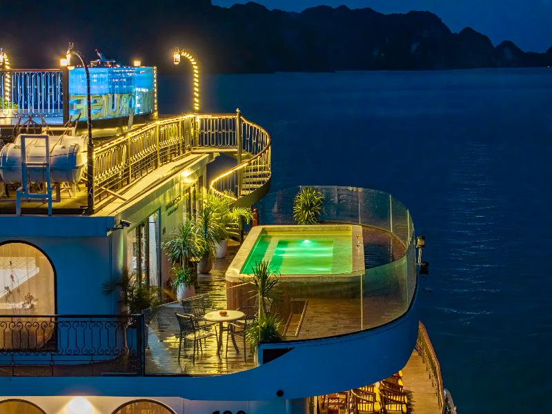 Indochine Lan Ha Bay image