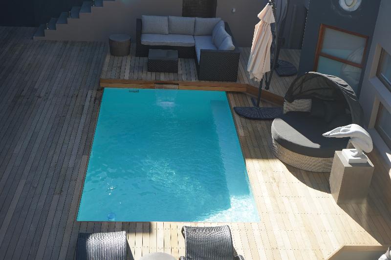 Bay Lodge on the Beach