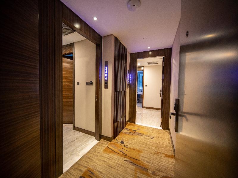 Queen Ann Nha Trang Hotel image