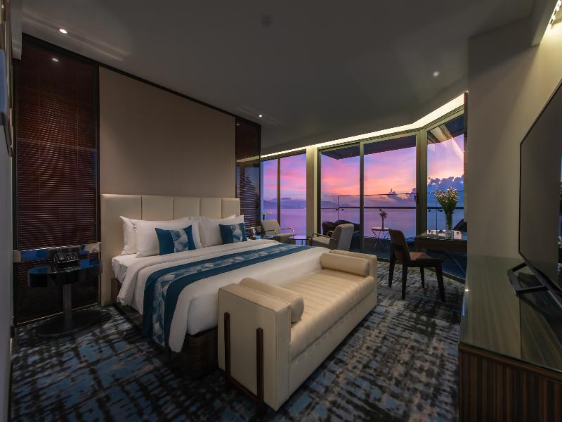 Queen Ann Nha Trang Hotel image