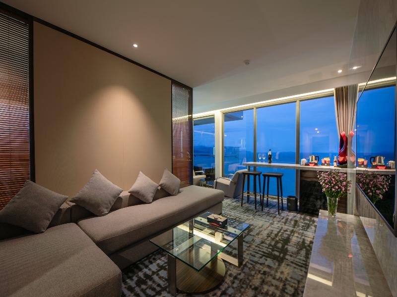 Queen Ann Nha Trang Hotel image