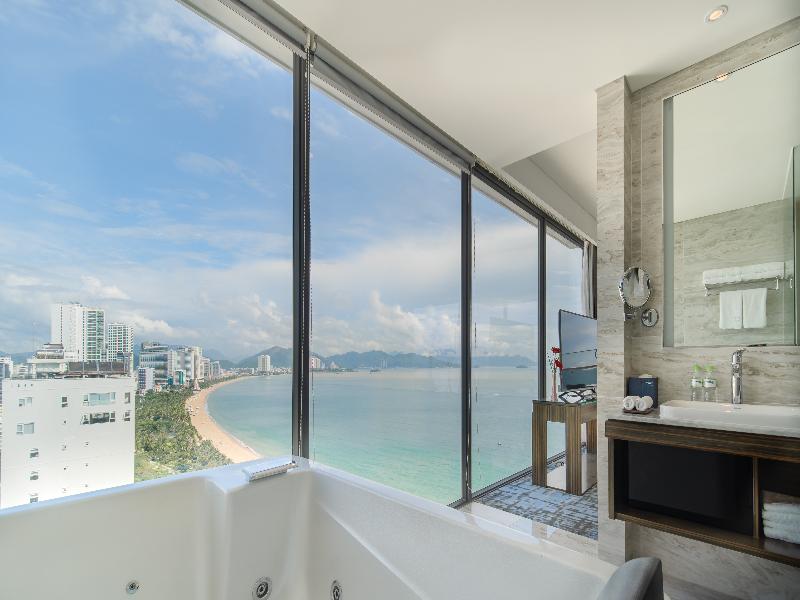 Queen Ann Nha Trang Hotel image