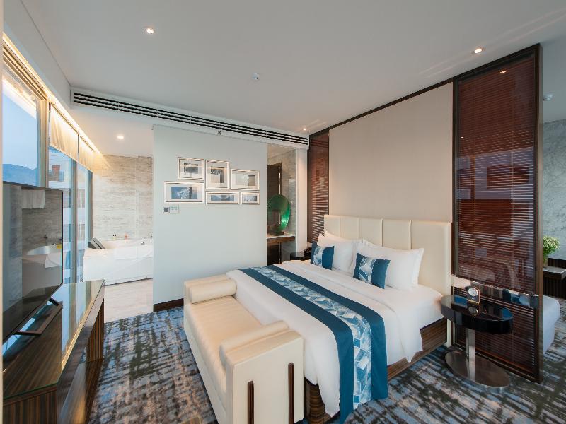 Queen Ann Nha Trang Hotel image