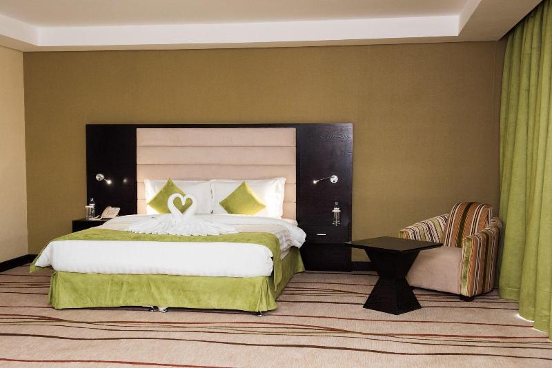 Crossroads Hotel Blantyre image