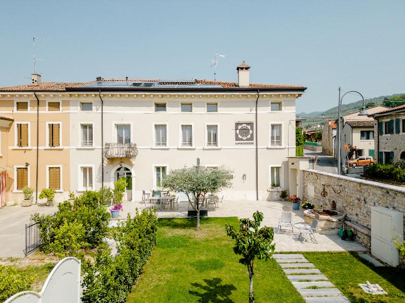 Villa Di Cazzano - Bioluxury Living image