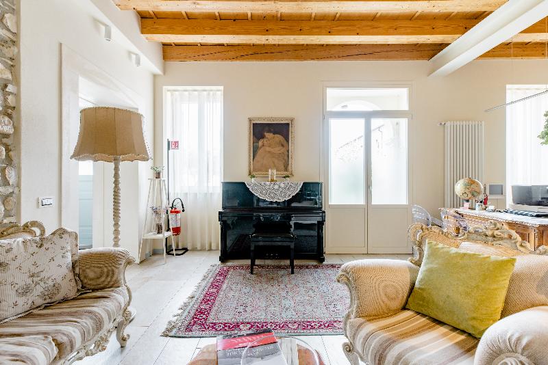Villa Di Cazzano - Bioluxury Living image
