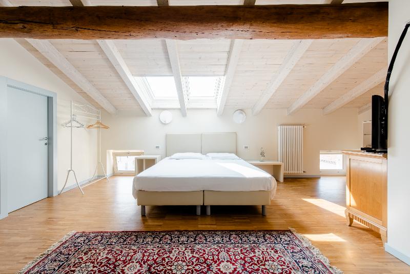 Villa Di Cazzano - Bioluxury Living image