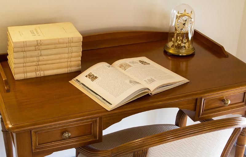 room detail thumbnail 2