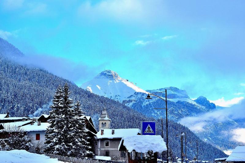 Hotel Vajolet image