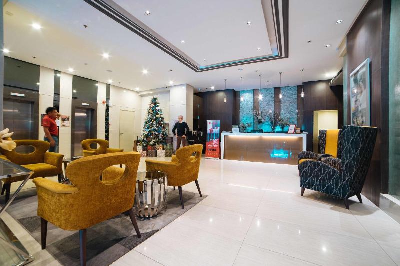 RedDoorz Premium @ West Avenue Quezon City image