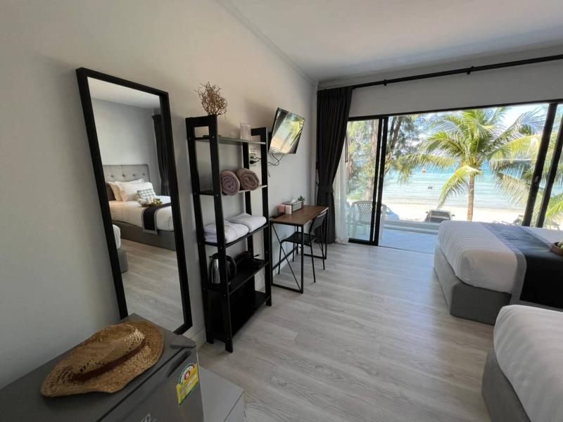 Thai Kamala Beach Front image