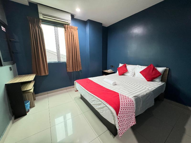 Hotel Pinji         3