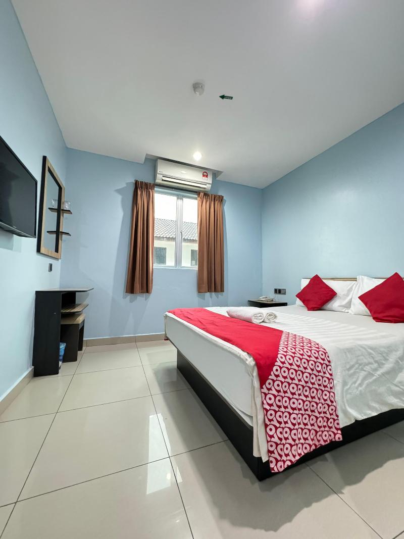 Hotel Pinji         4