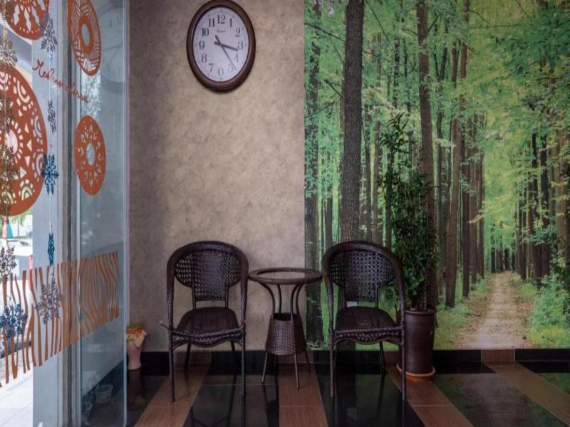D Pinetrees Hotel image