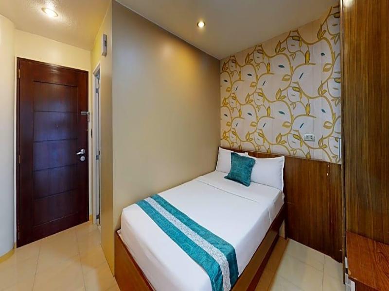 Starlight Bed and Breakfast image