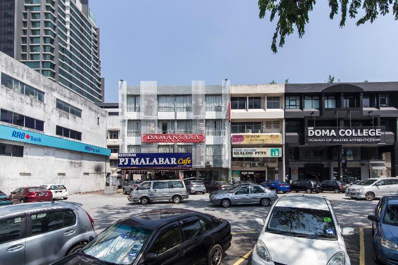 OYO 325 Damansara Inn