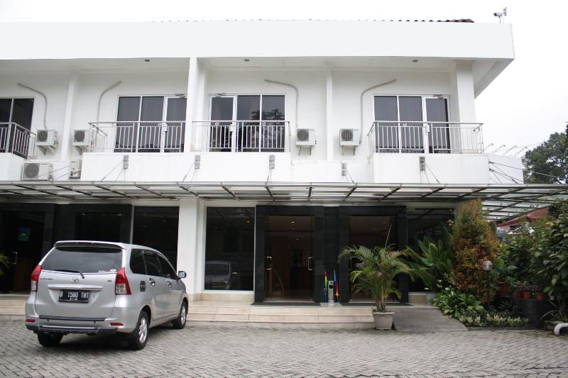 Bintang Jadayat 1 image