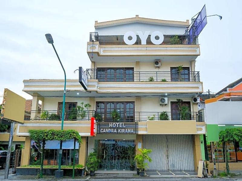  206 Hotel Candra Kirana image