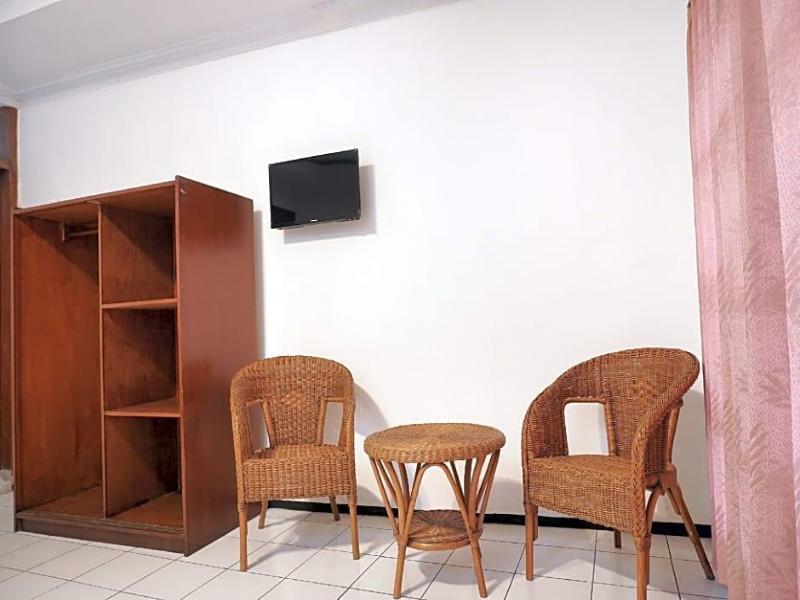  206 Hotel Candra Kirana image
