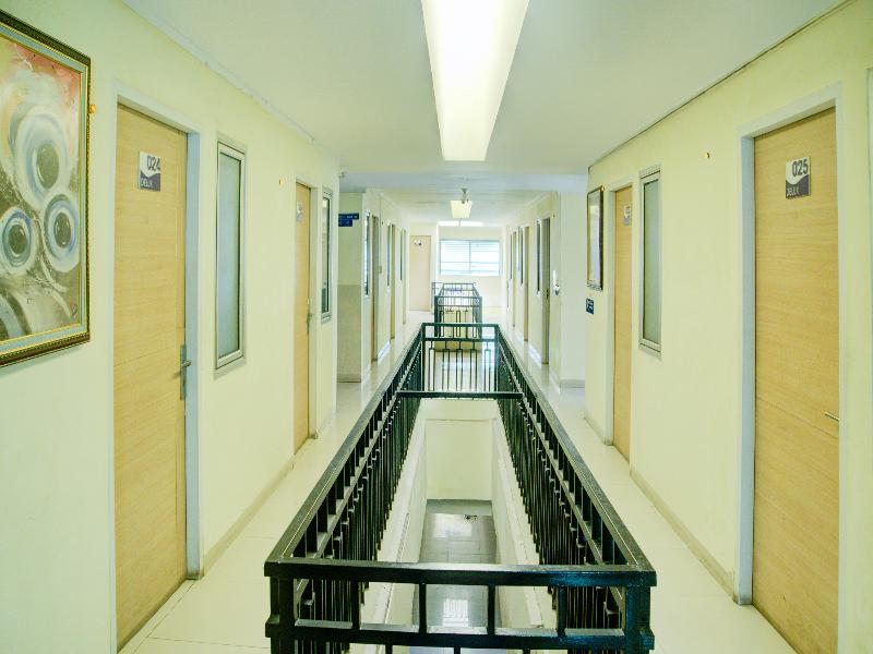 Hotel O Angkatan 45 Near Istana Gubernur image