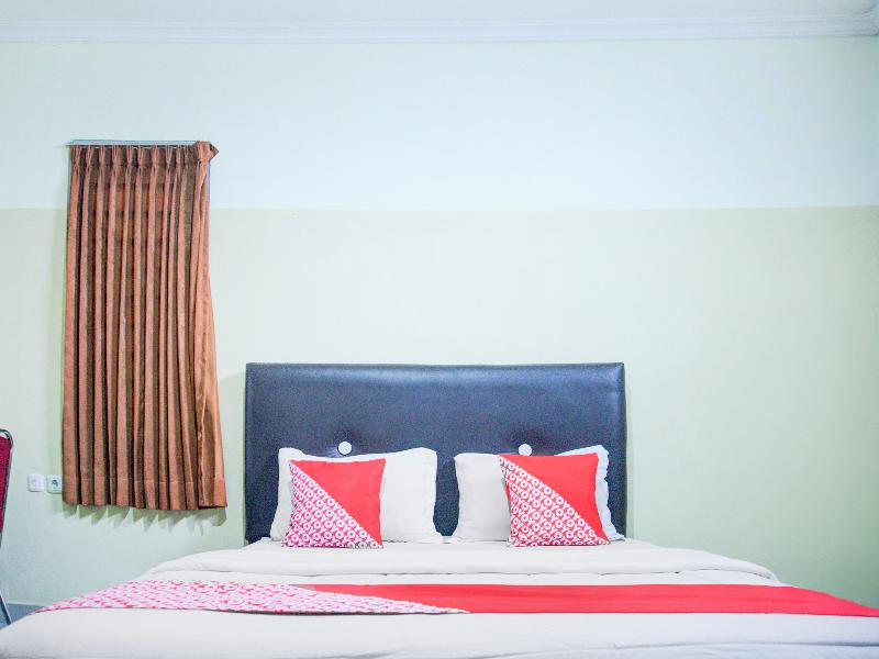 Hotel O Angkatan 45 Near Istana Gubernur image