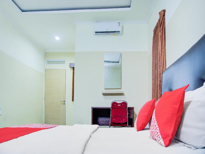 Hotel O Angkatan 45 Near Istana Gubernur image