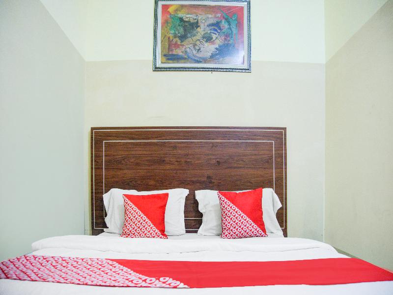 Hotel O Angkatan 45 Near Istana Gubernur image