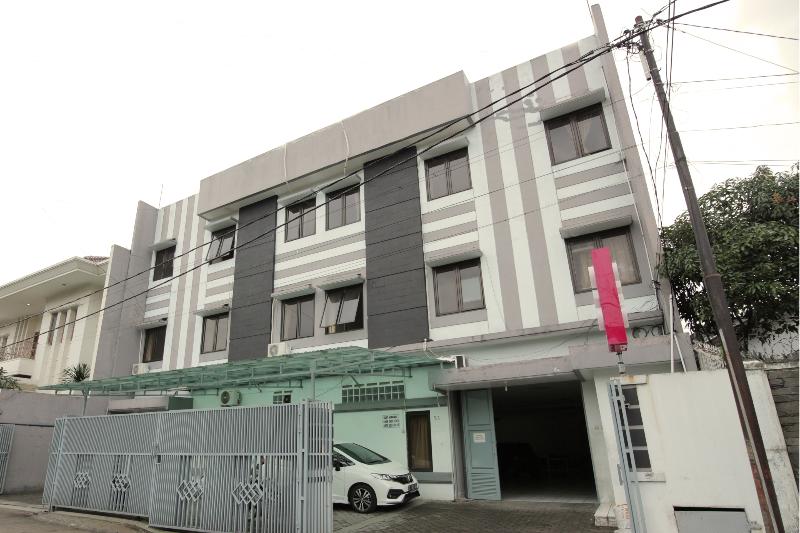 OYO 196 Horizone Residence