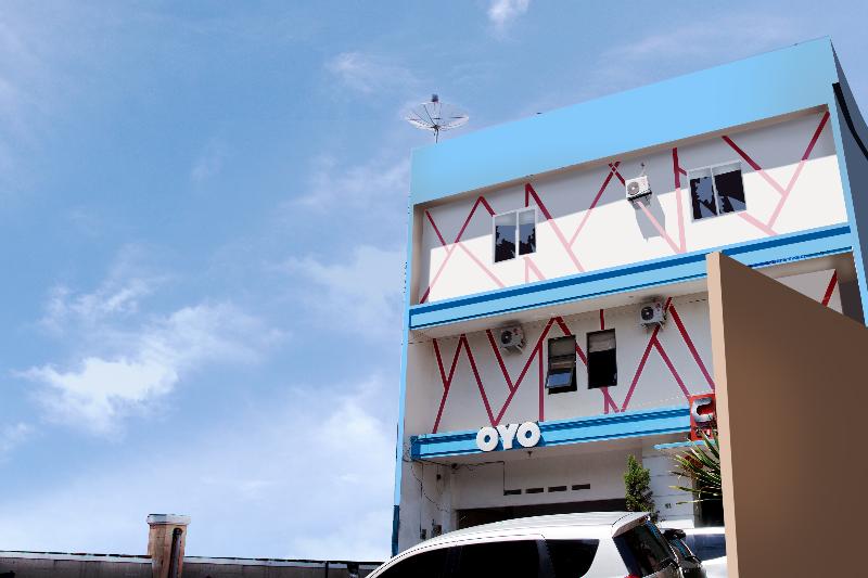 OYO 340 Cleo Near RS Bandung Advent