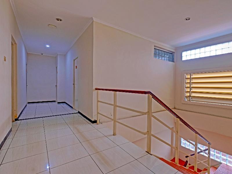 Super OYO 389 Sky Guesthouse image