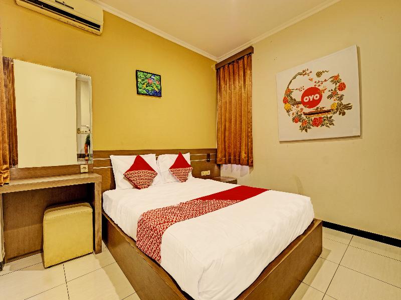 Super OYO 389 Sky Guesthouse image