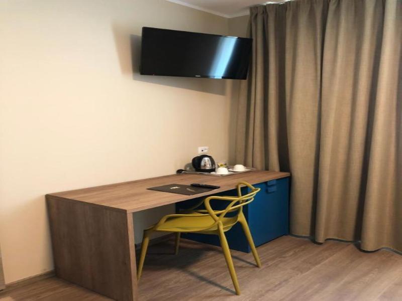 Ark Hotel image