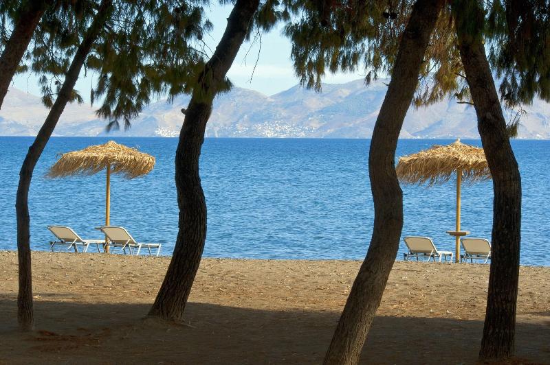 Makis Inn Resort image