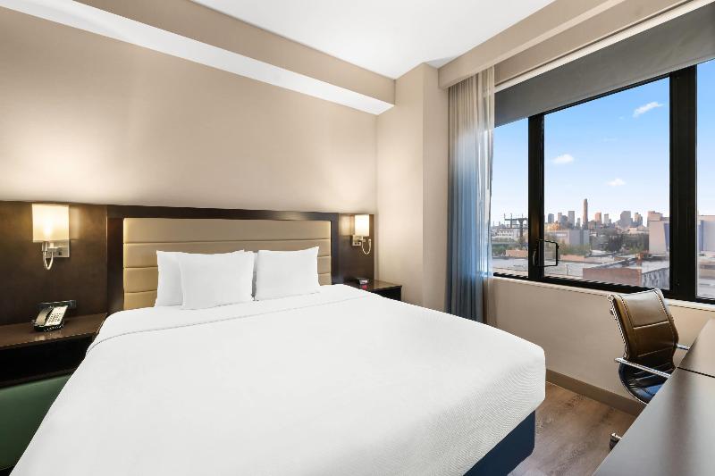 Comfort Inn Prospect Park Brooklyn image
